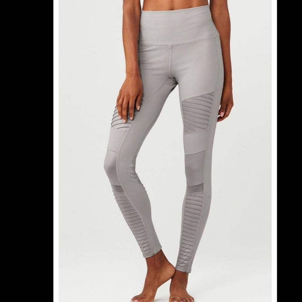 Alo Yoga Moto Legging